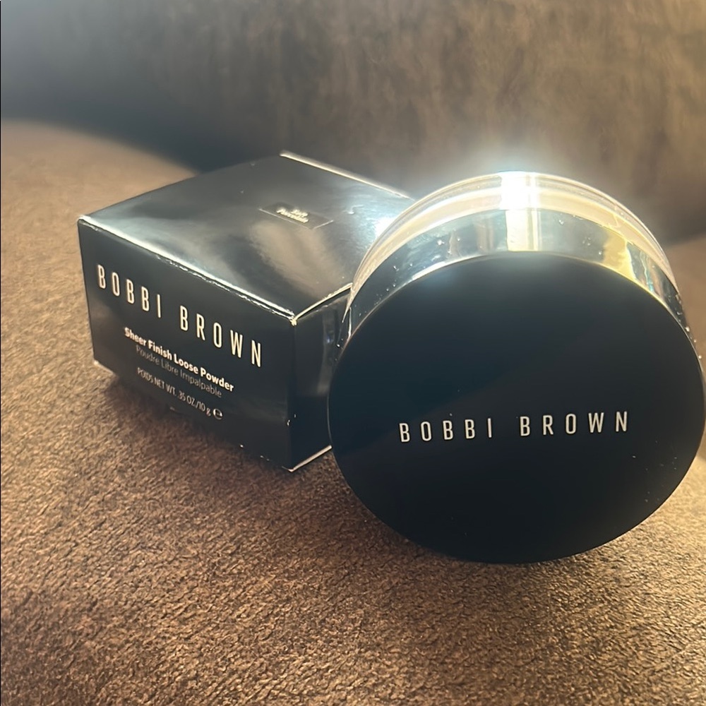 Brand New Bobbi Brown Sheer Finish Loose Powder